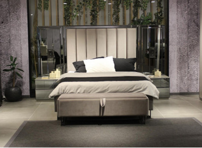 Bed 2x Nightstands Bench Design Bedroom Set 4-piece Luxury Furniture New